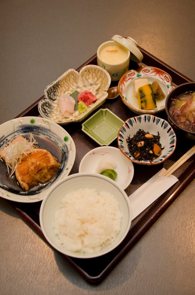 ご予約特選煮魚膳